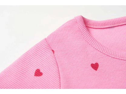 Růžové tričko se srdíčky z jemné bavlny