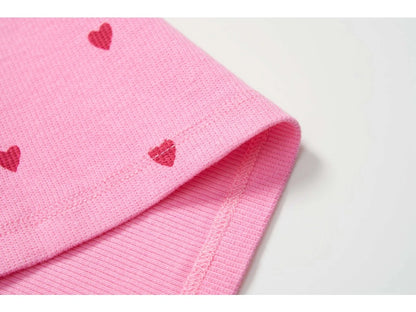 Růžové tričko se srdíčky z jemné bavlny