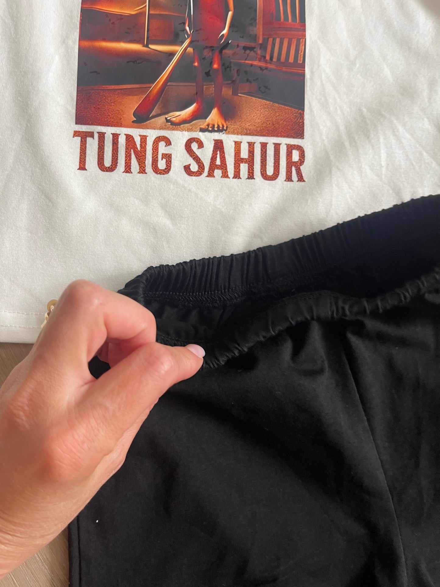 Pyžamo krátký rukáv Tung Tung Sahur bílé